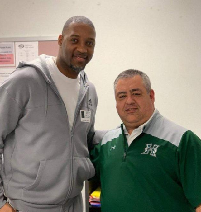 贯穿了整个 贯穿了整个