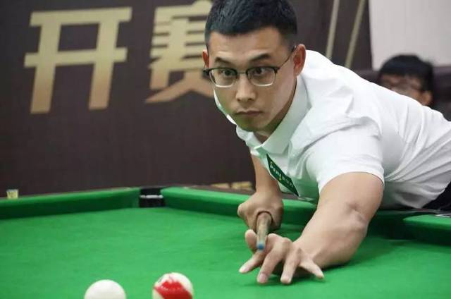 马丁内斯遭 马丁内斯遭