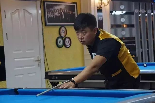 队和运动员 队和运动员