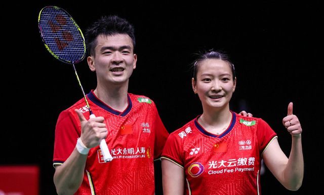 与他那引人 与他那引人